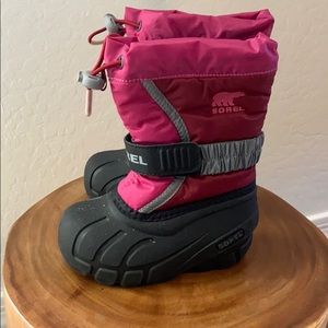 *Like New* Toddler Size 7 Sorel Snow Boots